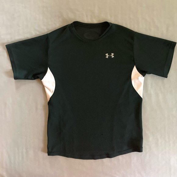🎉5/$20 Boy’s UA Tee - Picture 16 of 16